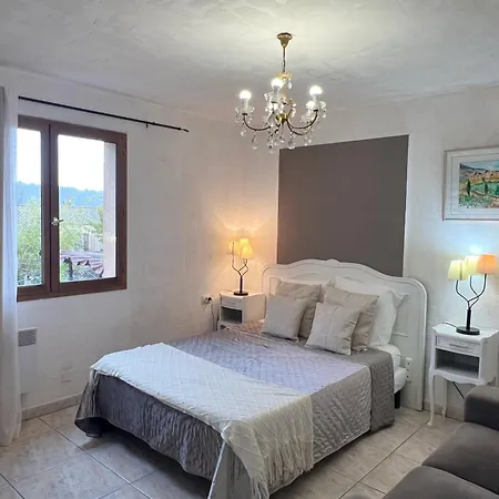 Le Beauséjour Bed & Breakfast